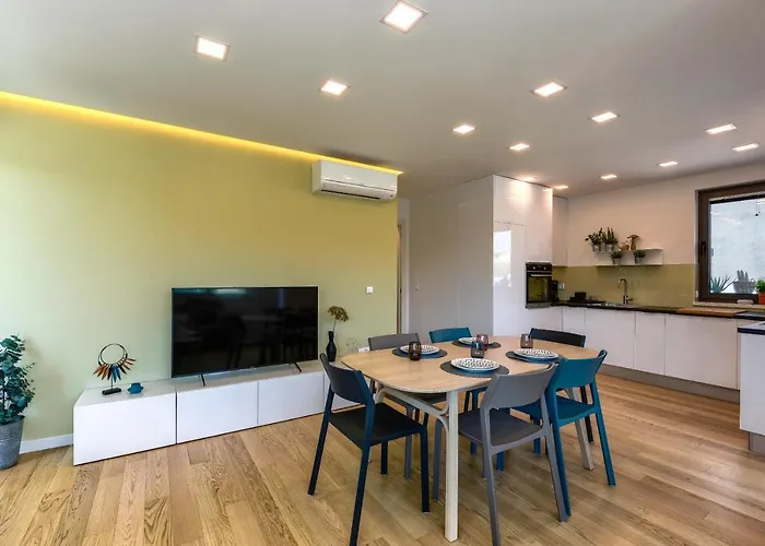 Lunula דירה זאדאר